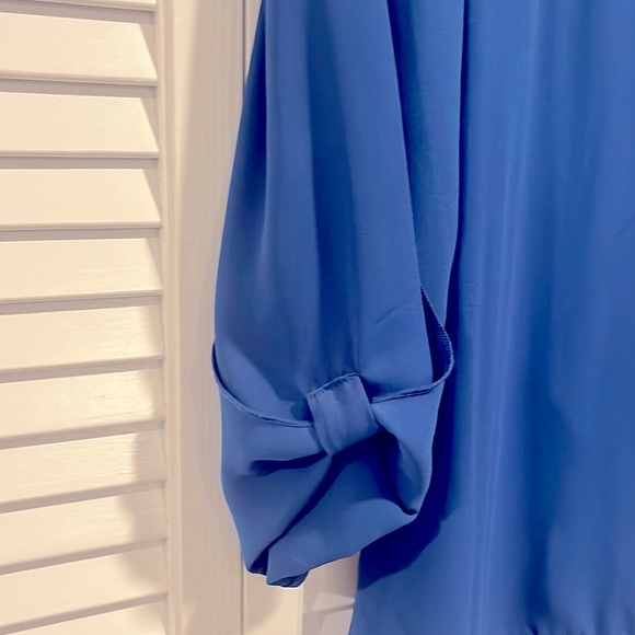 Royal blue blouse top with 3/4 sleeves - Picture 2 of 3